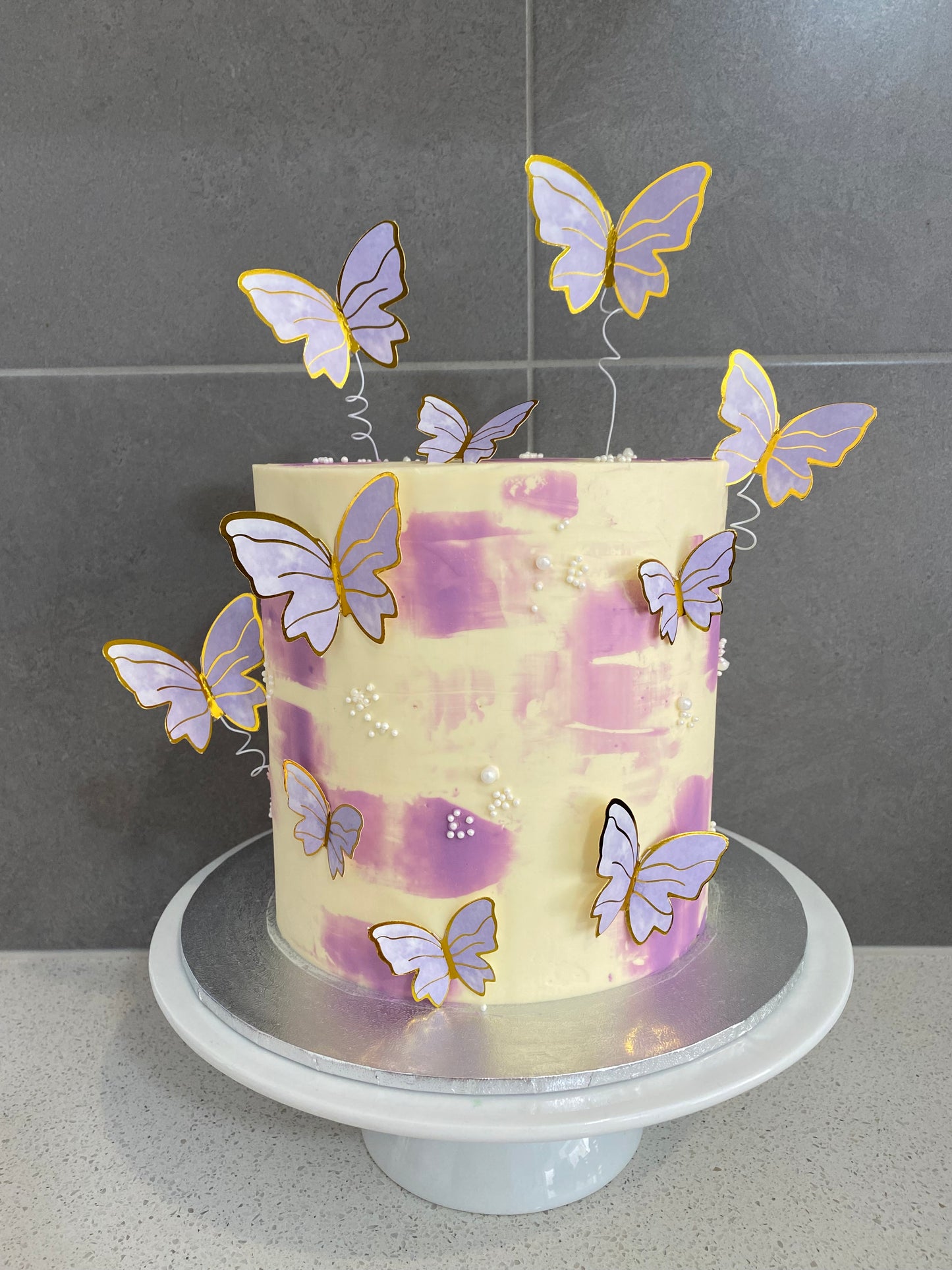 Custom your Tall theme cake here
